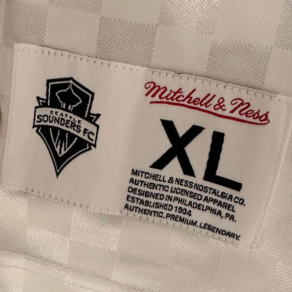 Seattle Sounders Jersey NEW WITH TAGS - Picture 5 of 6